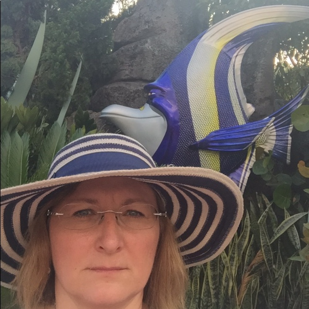 Meet your Posher, Liliana